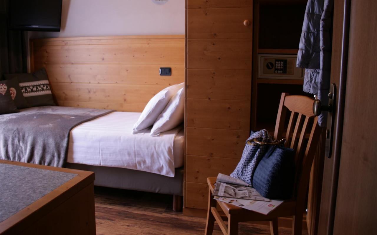 Hotel Larice Bianco Bormio Bagian luar foto