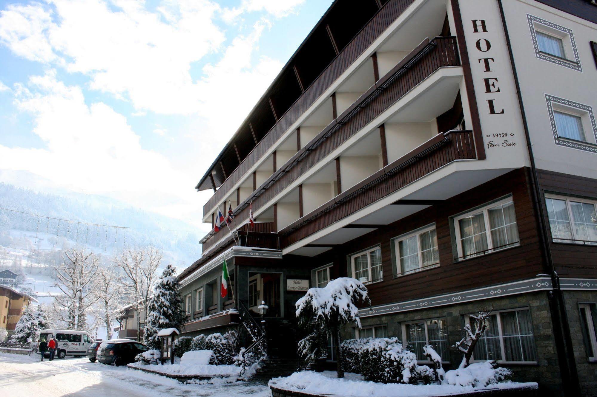 Hotel Larice Bianco Bormio Bagian luar foto