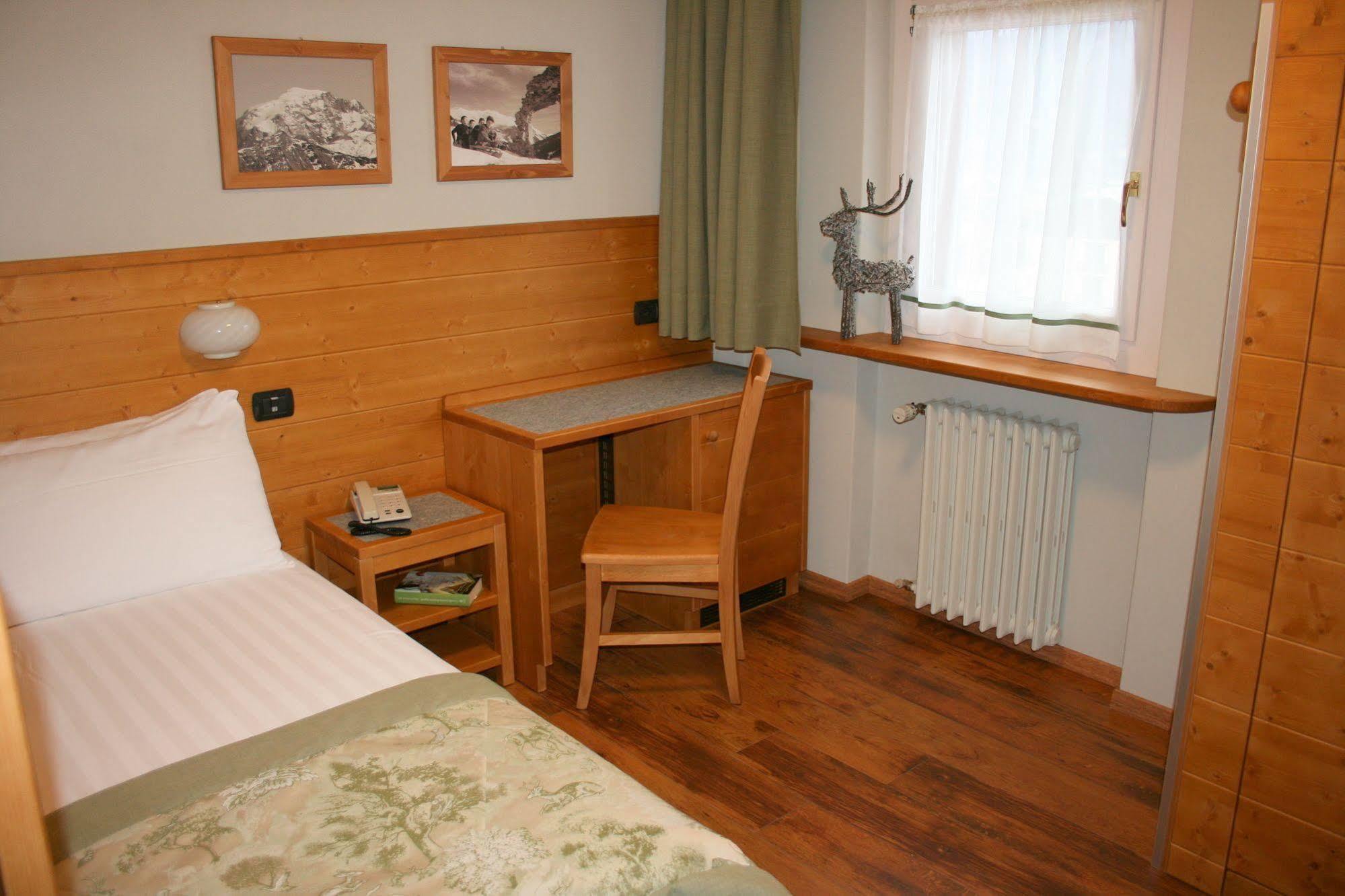 Hotel Larice Bianco Bormio Bagian luar foto
